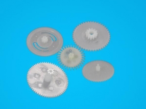 Plastic gear